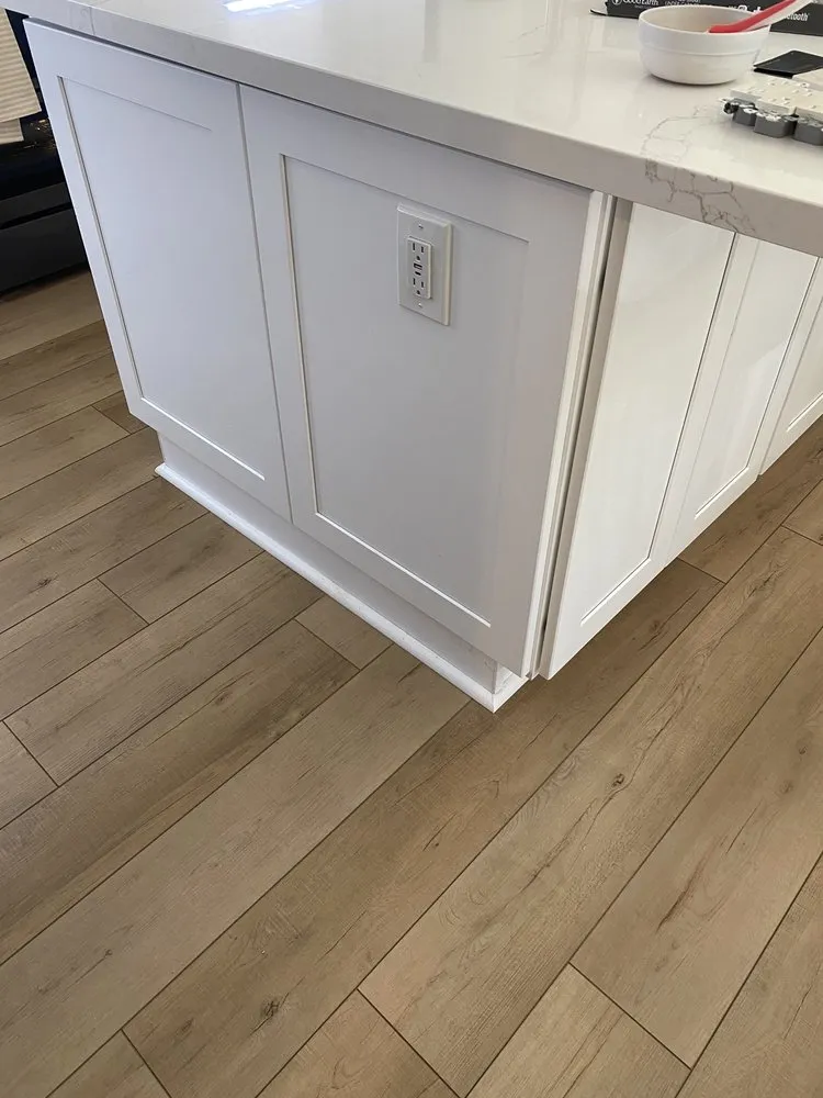 Slide of Hernandez Electric