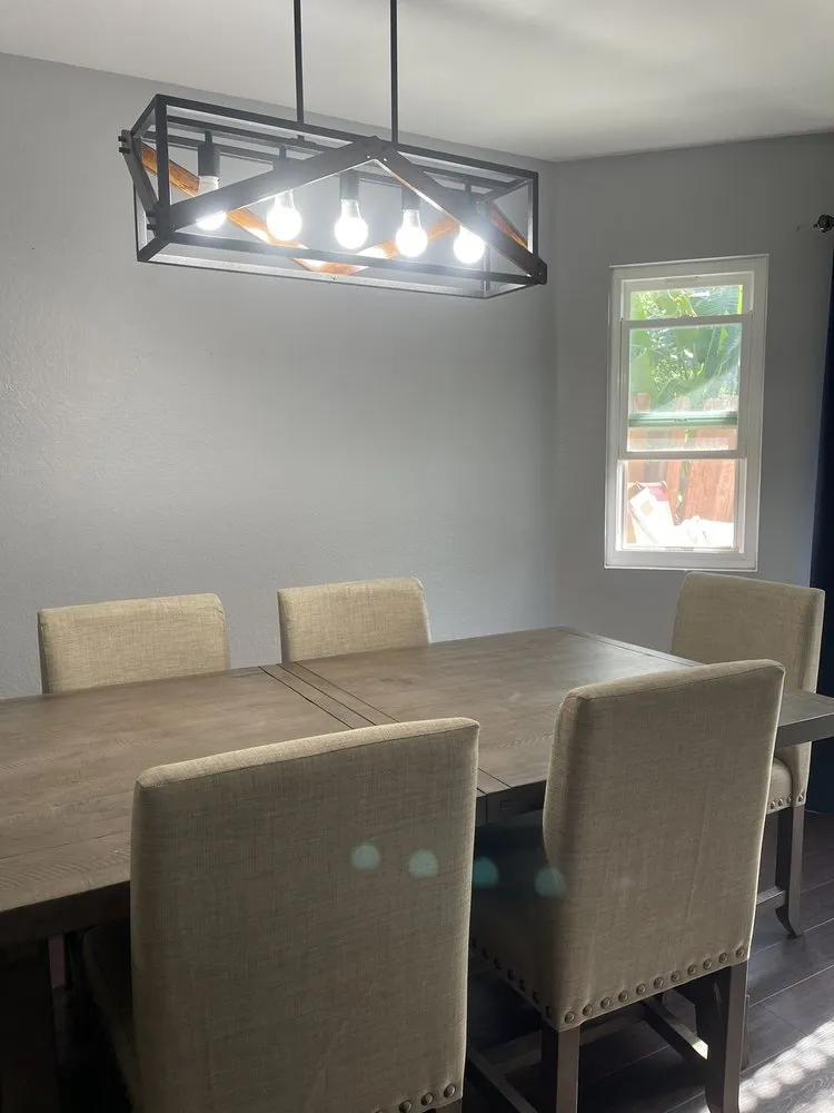 Slide of Hernandez Electric