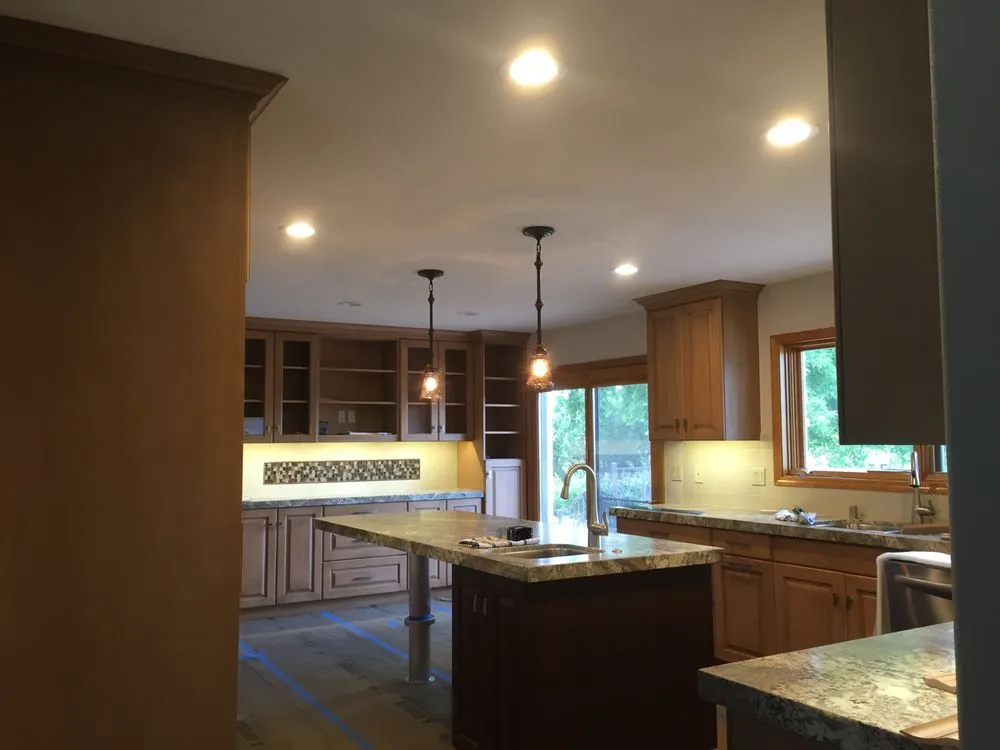 Slide of Hernandez Electric