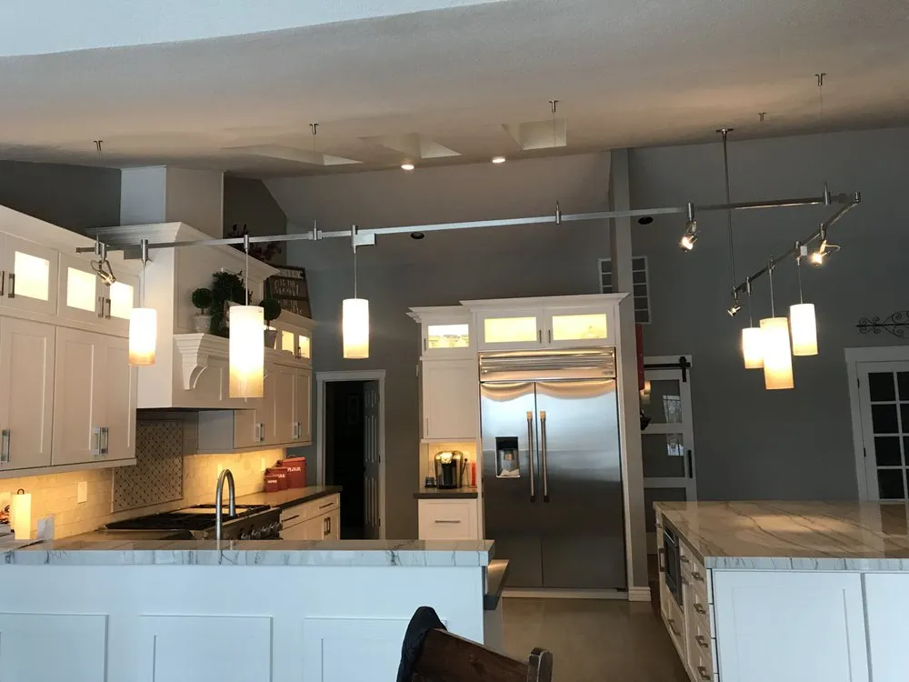 Slide of Hernandez Electric