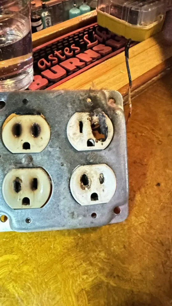 Slide of Hernandez Electrical Services