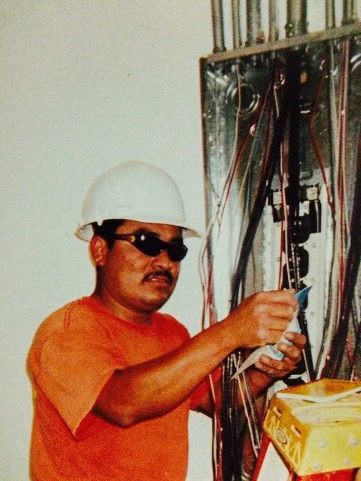 Slide of Hernandez Electrical Services