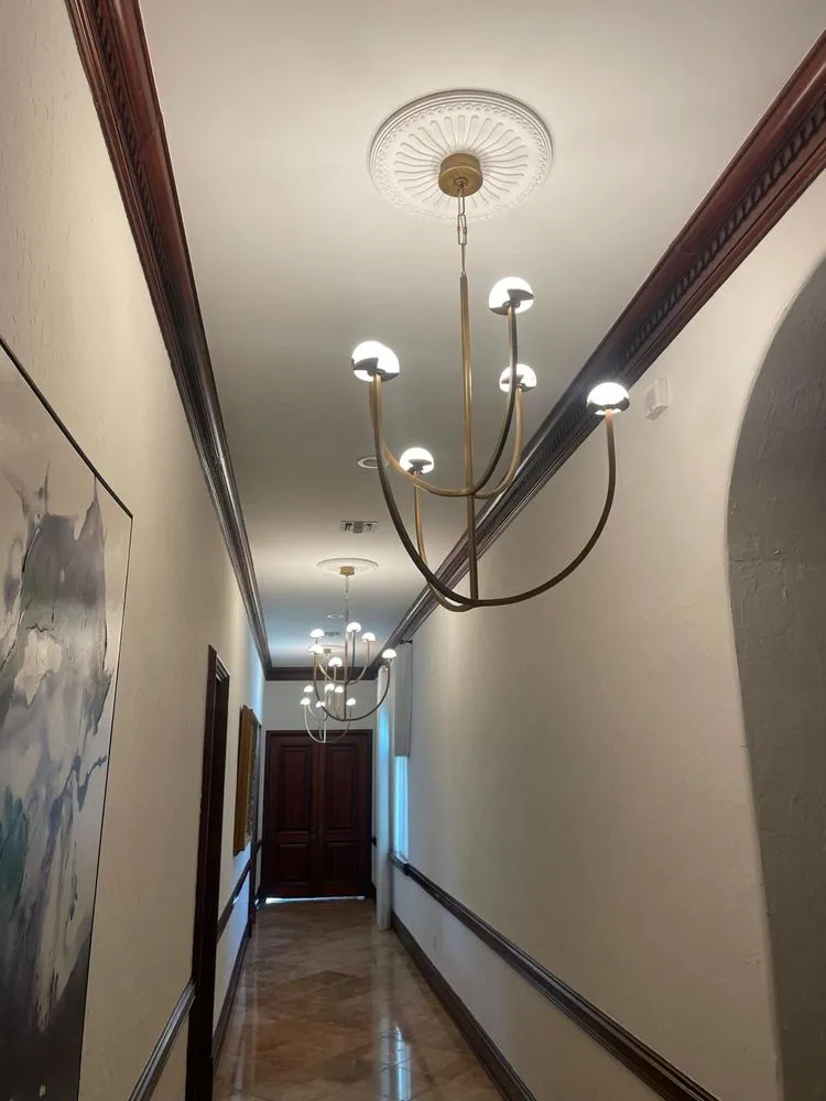 Slide of Hernandez Handy Hand