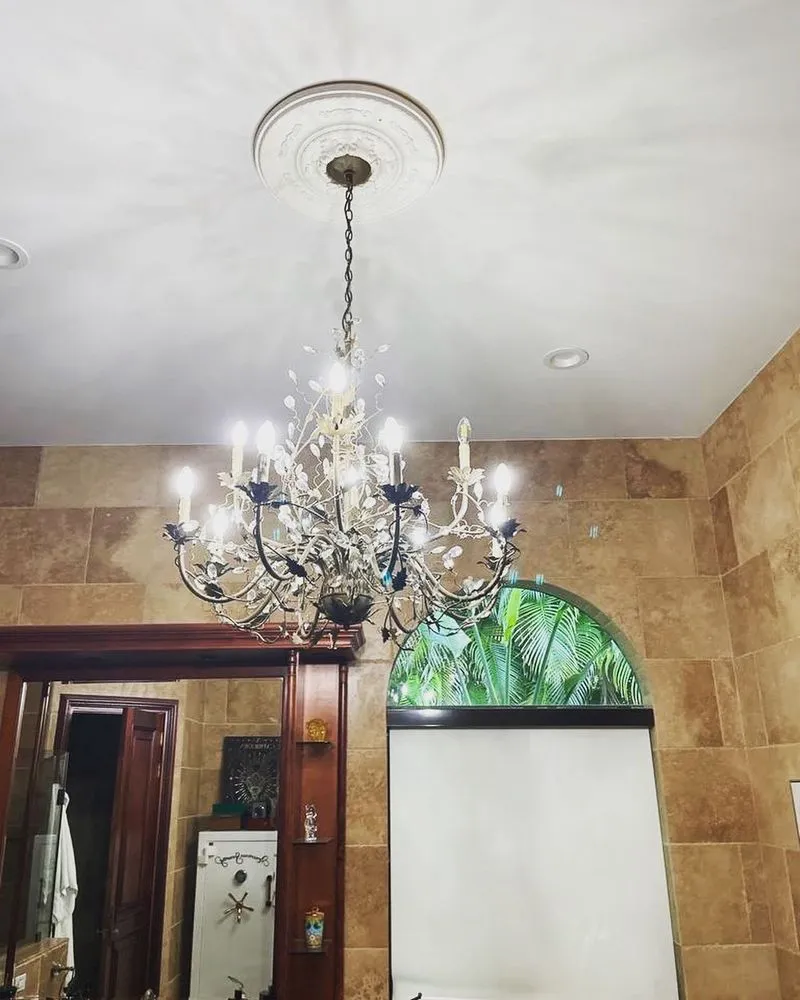 Licensed emergency electrical service service in Homestead, FL - Hernandez Handy Hand
