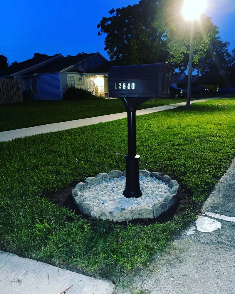 Slide of Hernandez Handy Hand