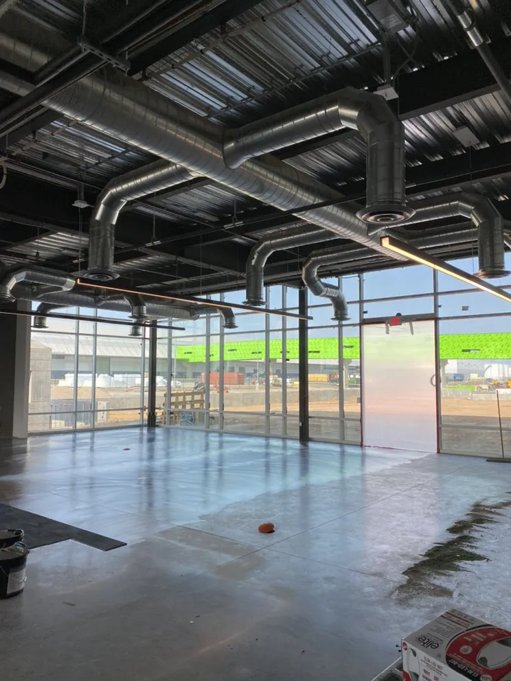 Slide of Hernández Electric