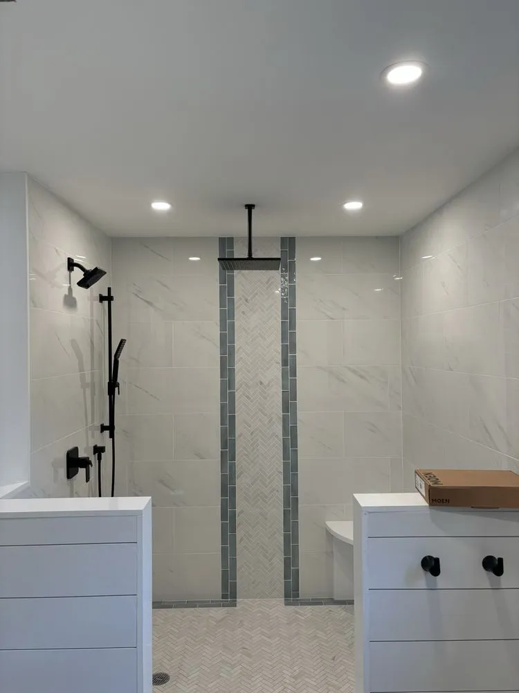 Slide of Herrera Electric