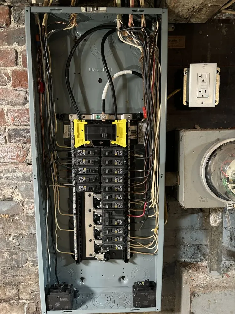 Slide of Herrera Electric