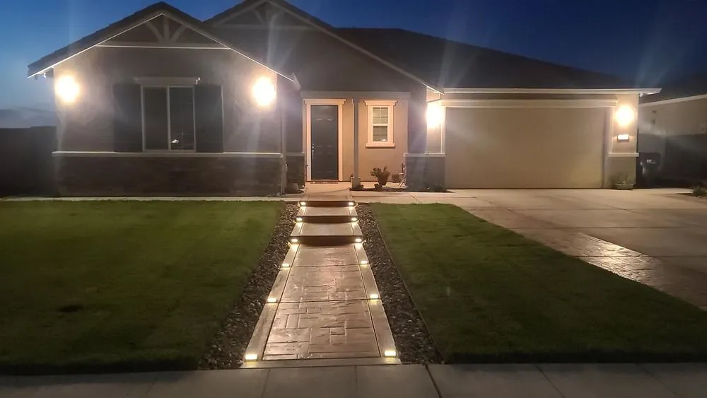 Slide of Herrera Electric