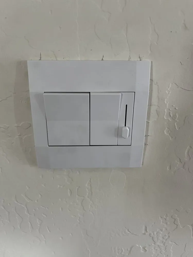 Slide of Herrera Electric