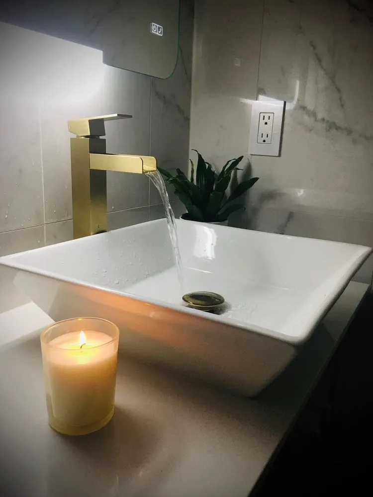 Slide of Herricks Electrician Service