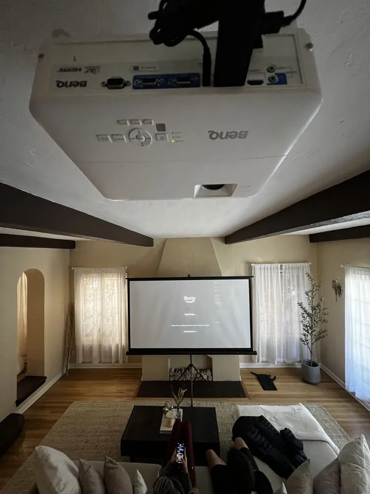 Affordable lighting installation in ,  by Hewster Handyman Service