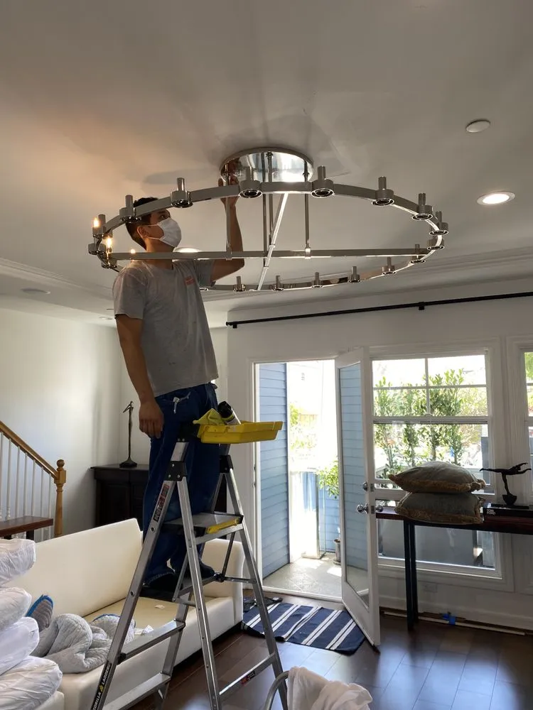 Slide of Hewster Handyman Service