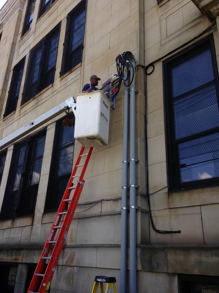 Slide of H&H HVAC Contractor