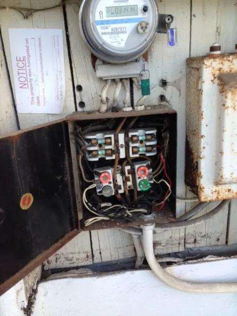 Slide of H&H Lighting & Electrical Services