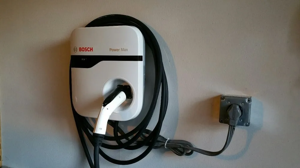 Certified electrical repair in ,  by Hi Power Electric