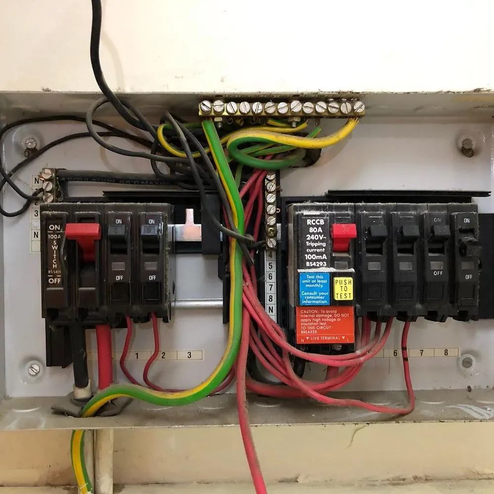 Slide of Hickory Hills Licensed Electrician