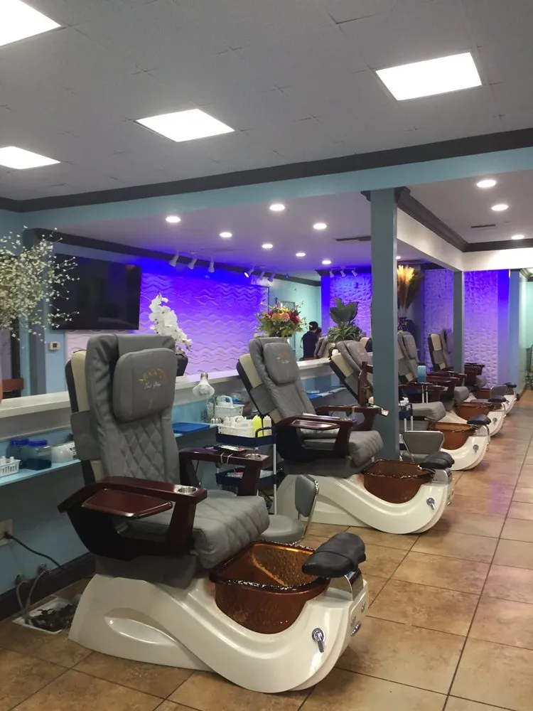 Slide of Hieu General & Electrical Contractor