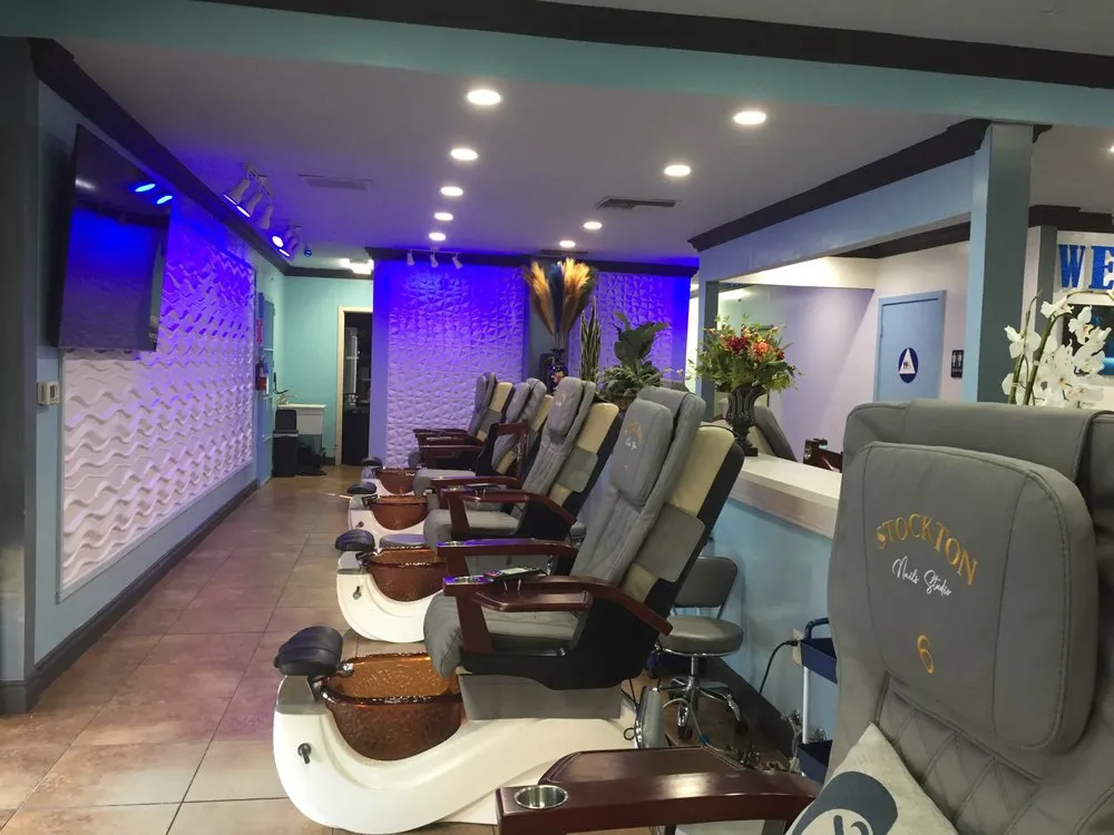 Slide of Hieu General & Electrical Contractor