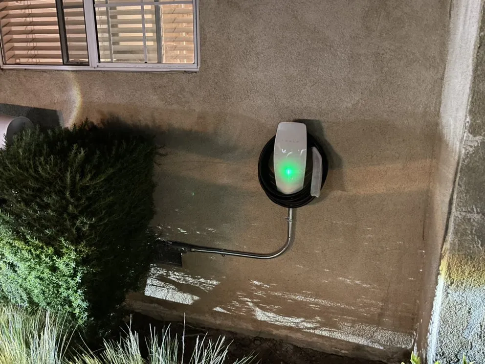 Slide of High End Electrical Services