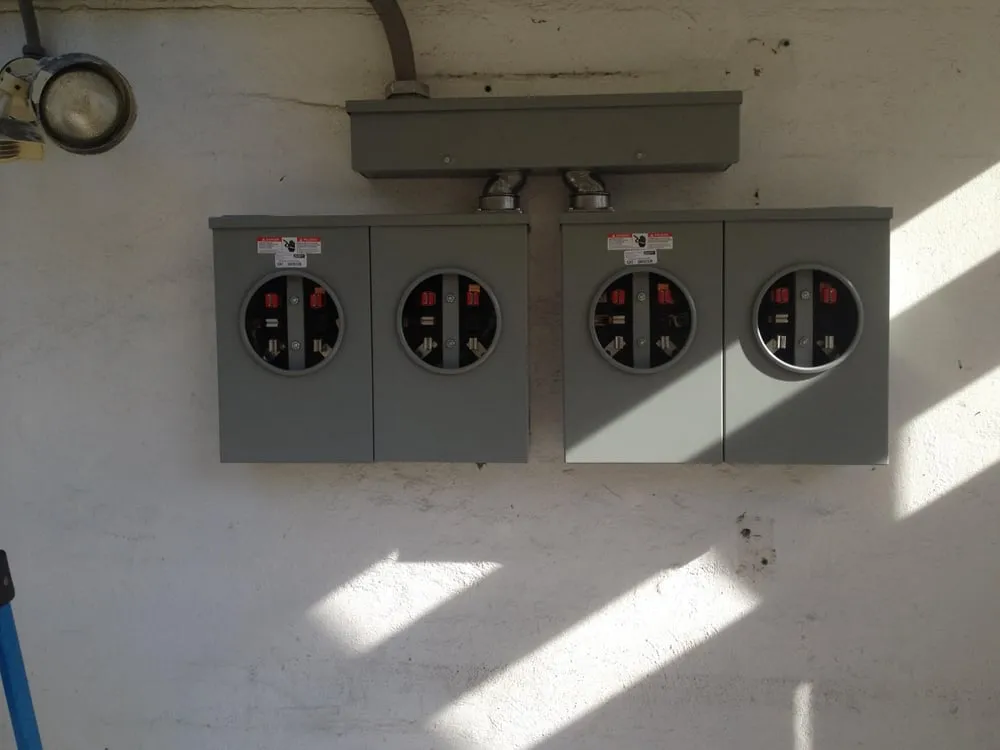 Slide of High Q Electric