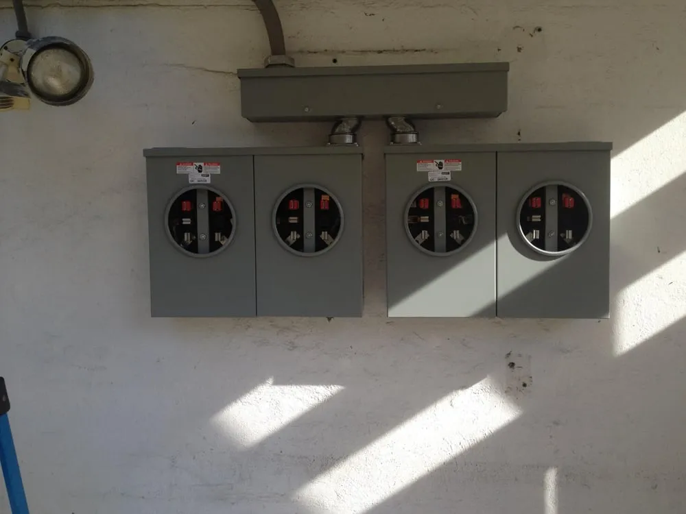 Slide of High Q Electric