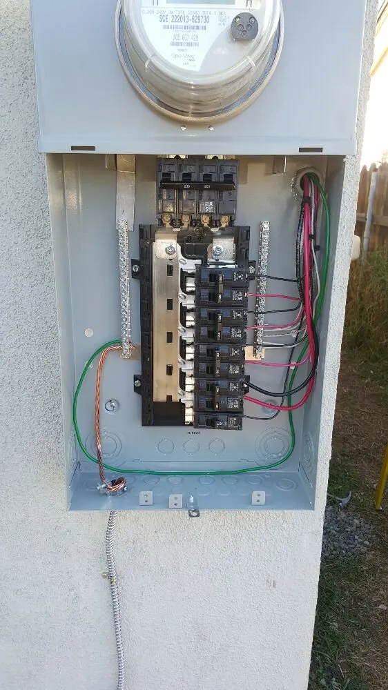 Expert electrician providing electrical repair in ,