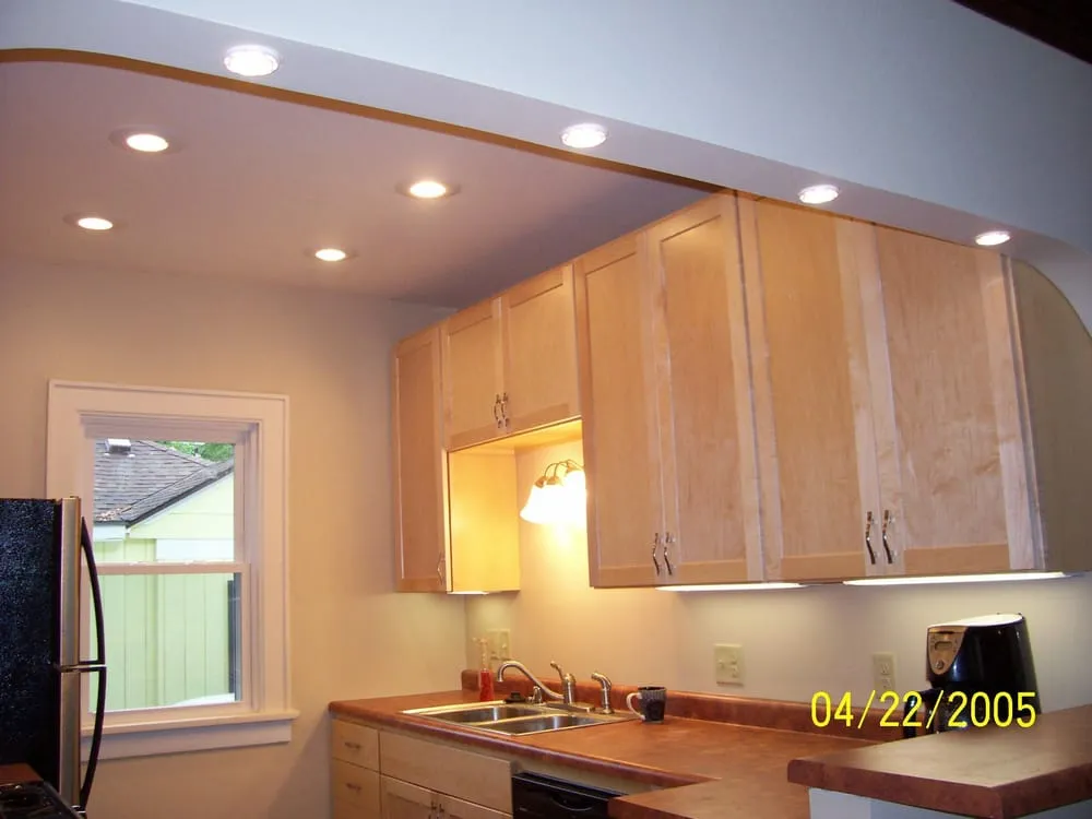 Slide of Highleg Electric