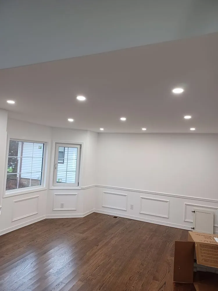 Slide of Hightop Electric