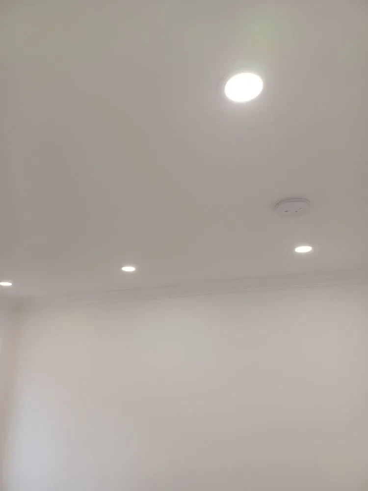 Slide of Hightop Electric