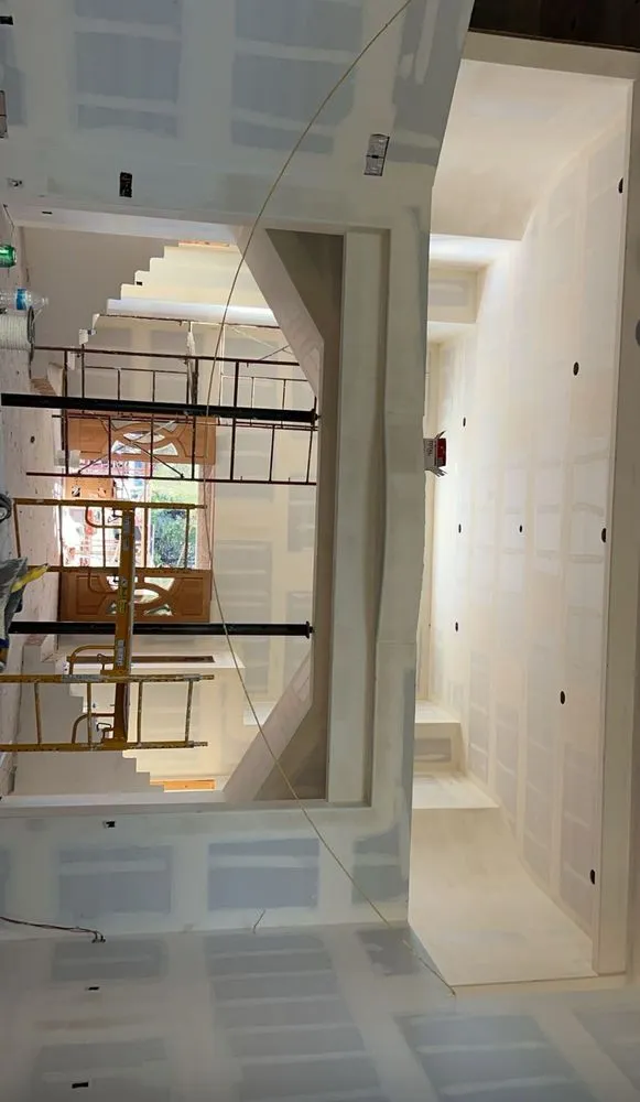 Slide of Highwire Electric