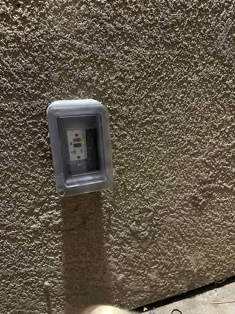 Slide of Hilite Electric