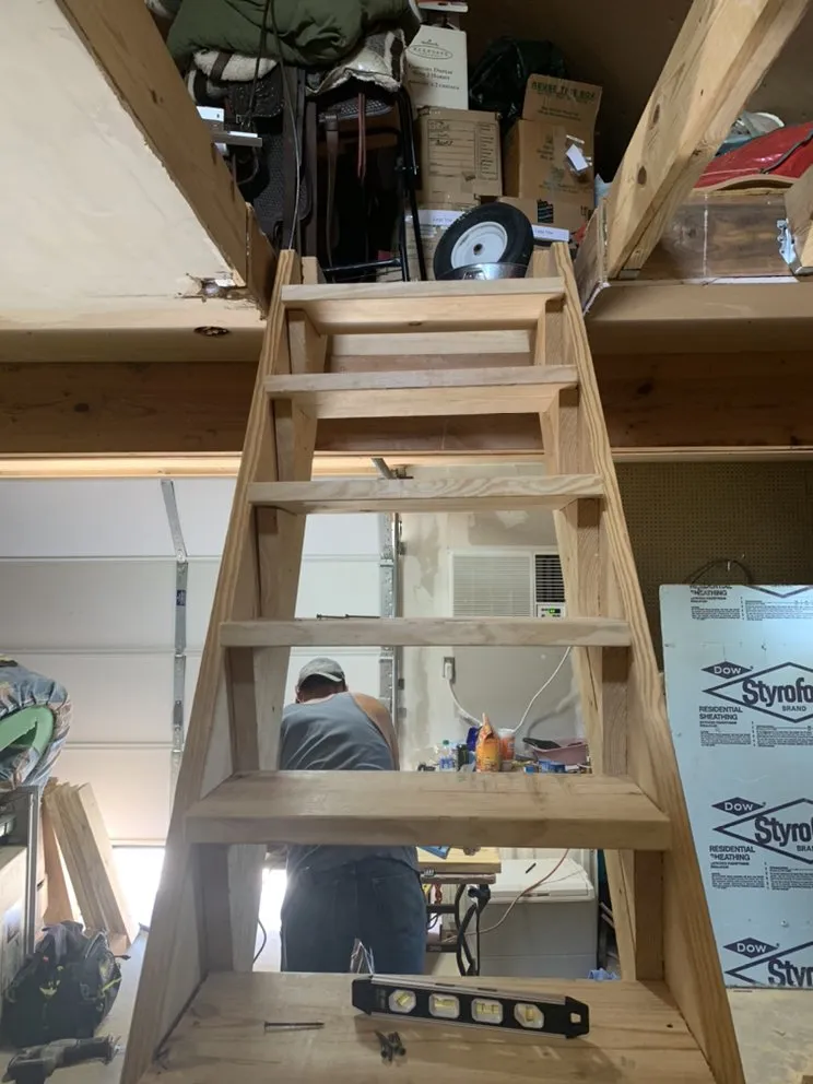 Expert outlet and switch repair in ,  by Hill Expert Services