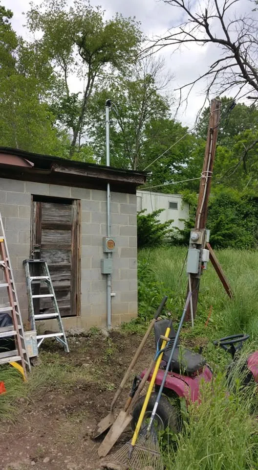 Emergency circuit breaker repair experts serving Union, WV - Hillegas Contracting & Consulting