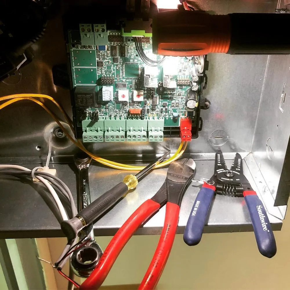 Slide of Hillside Emergency Electrician