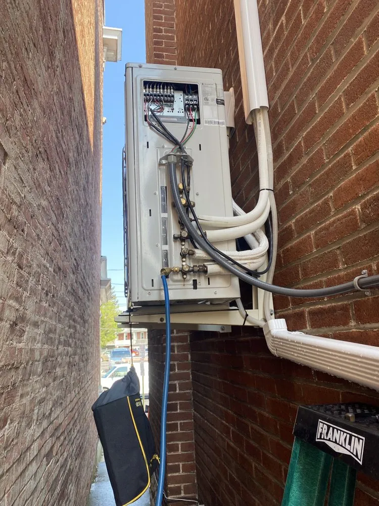 Licensed electrician providing lighting installation in Yorkana, PA - Hillview Mechanical