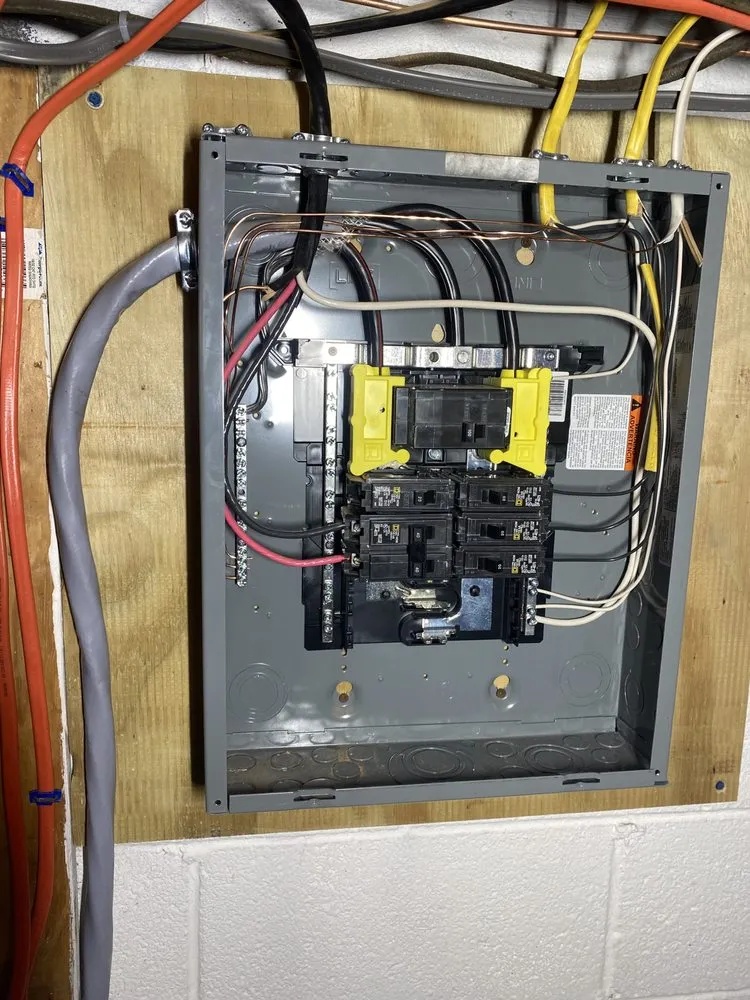 Emergency electrician providing emergency electrical service in Yorkana, PA - Hillview Mechanical
