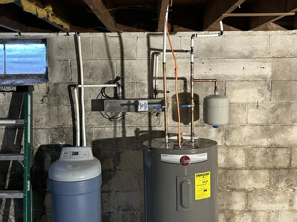 Reliable electrician providing emergency electrical service in Yorkana, PA - Hillview Mechanical