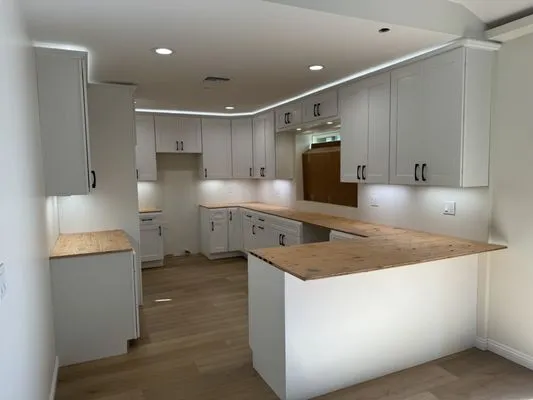 Hilo Electrical Services Inc Logo