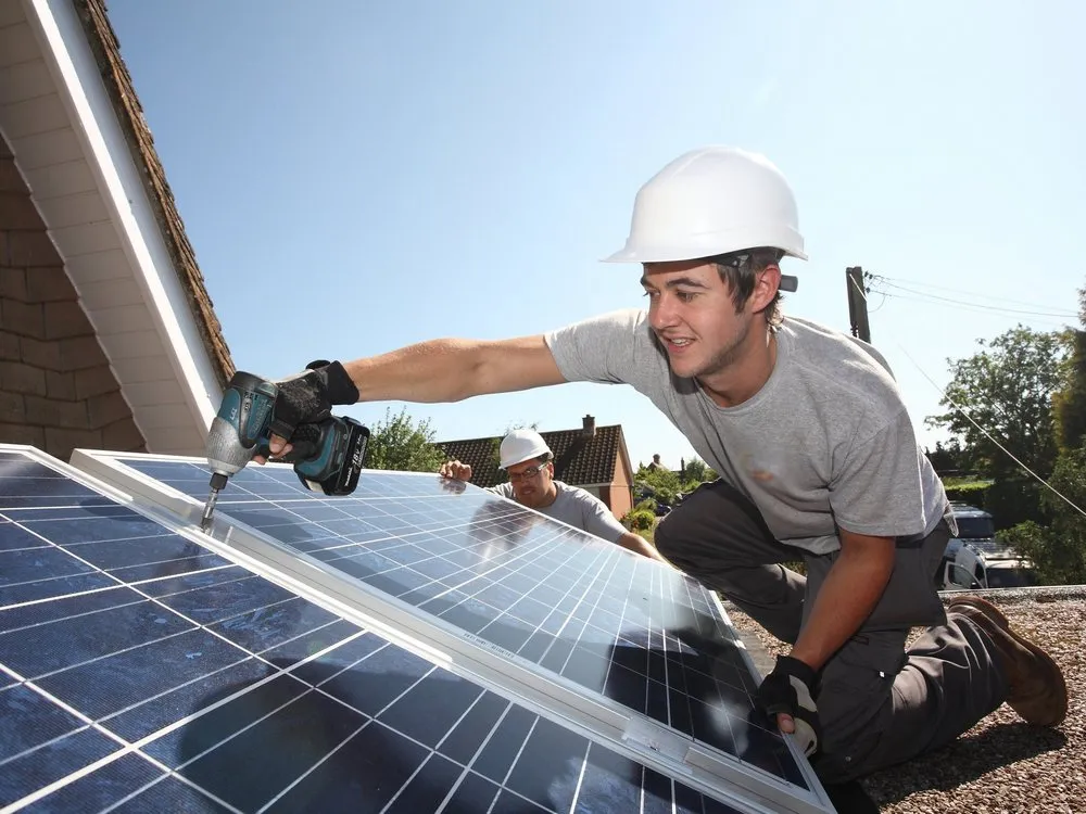 Slide of Hiloma Electri