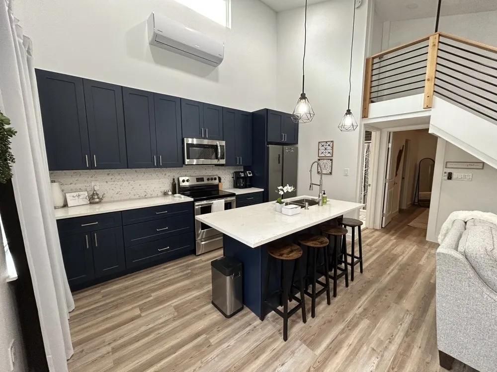 Slide of Hippo Construction Services