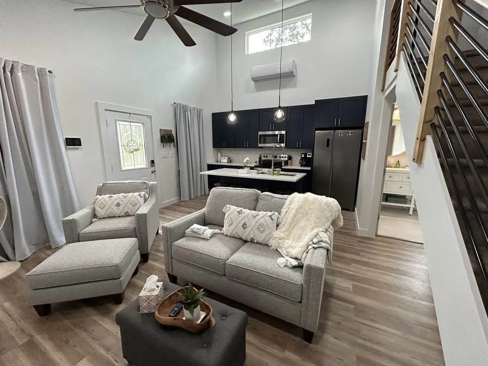 Slide of Hippo Construction Services