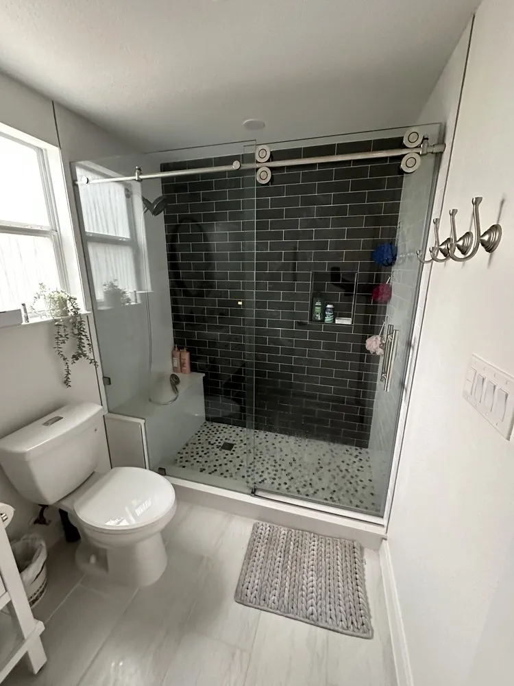 Expert electrical service for homes in emergency electrical service, by