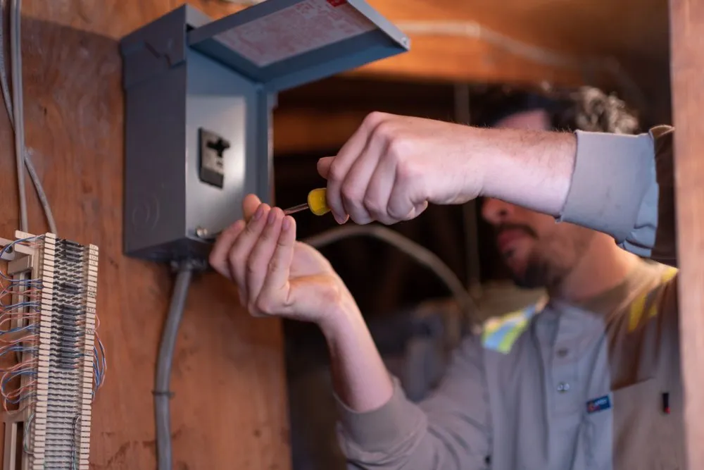 Slide of Hirsh Electric Services