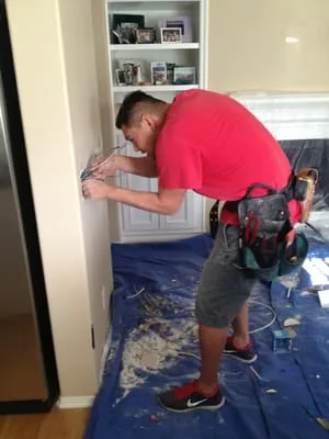 Hit The Lights Electric Inc.