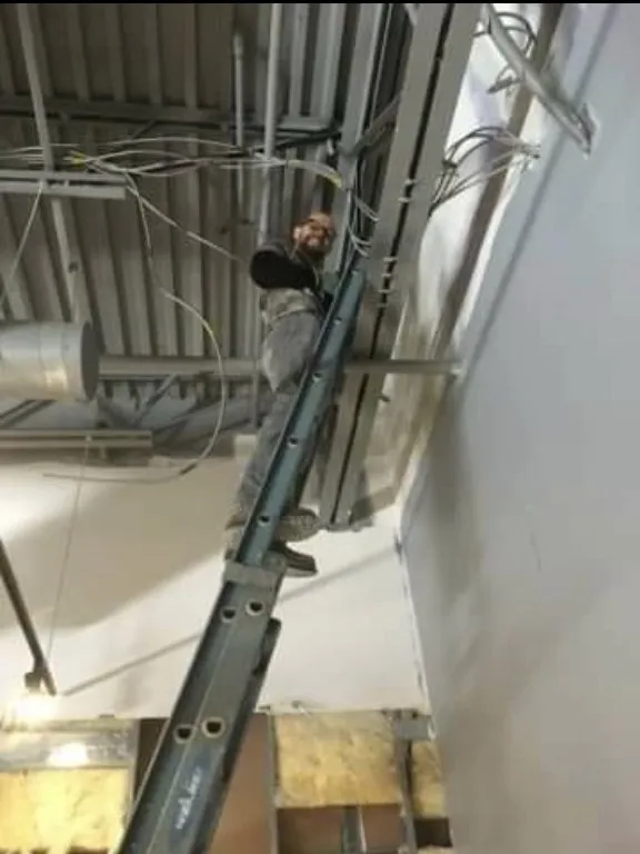 Slide of Hitch Electric