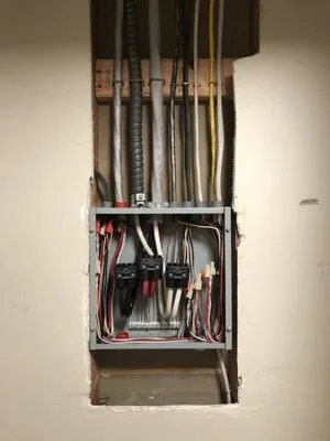 Hitek Electrical Logo