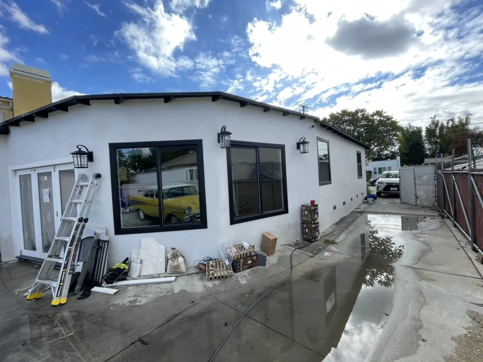 Slide of HJH Electric