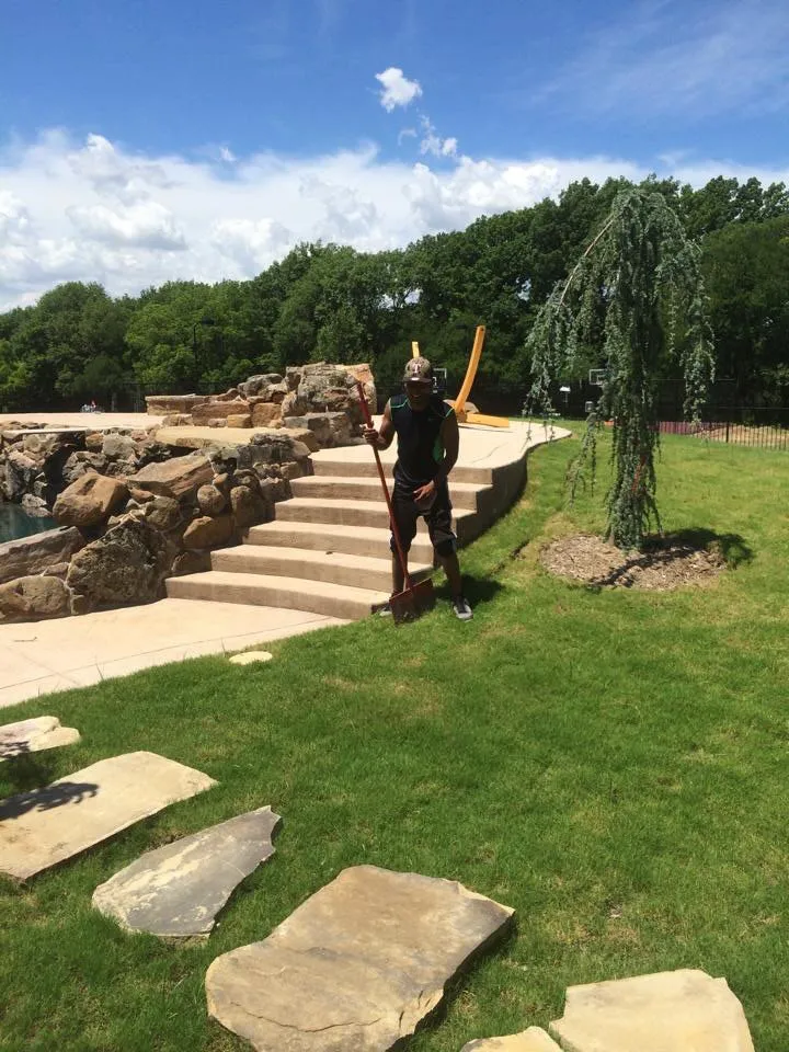 Slide of H&M Electric