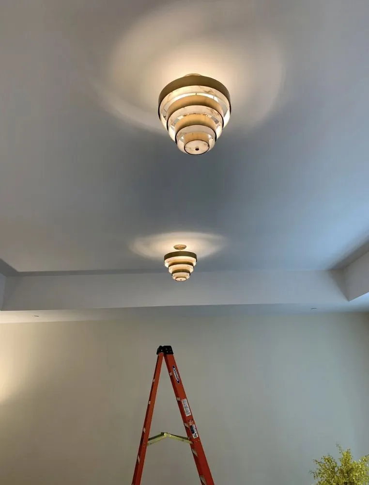 Professional circuit breaker repair service in , - HM Electric Group